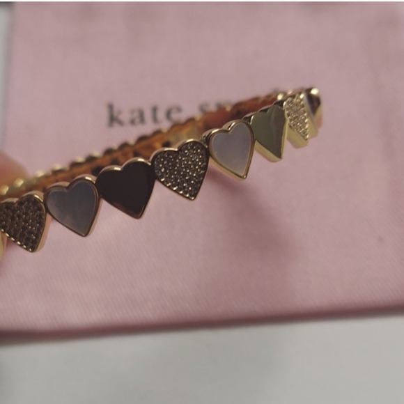 Kate Spade New York‎ Take Heart Hinge Bangle Bracelet NWT - Picture 3 of 11